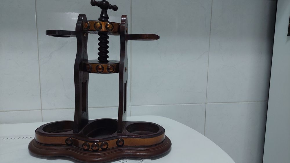 Porta garrafas antigo