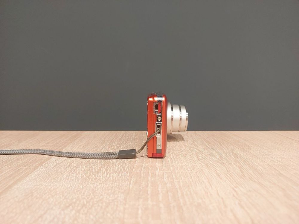Olympus VG-130 цифровий фотоапарат