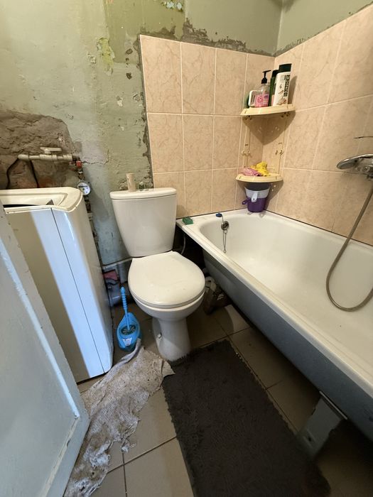 Продается 2 комнатная квартира. Центр. Славянск.