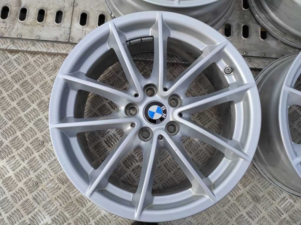 BMW 5 G30 G31 felgi aluminiowe 17 cali jak nowe czujniki