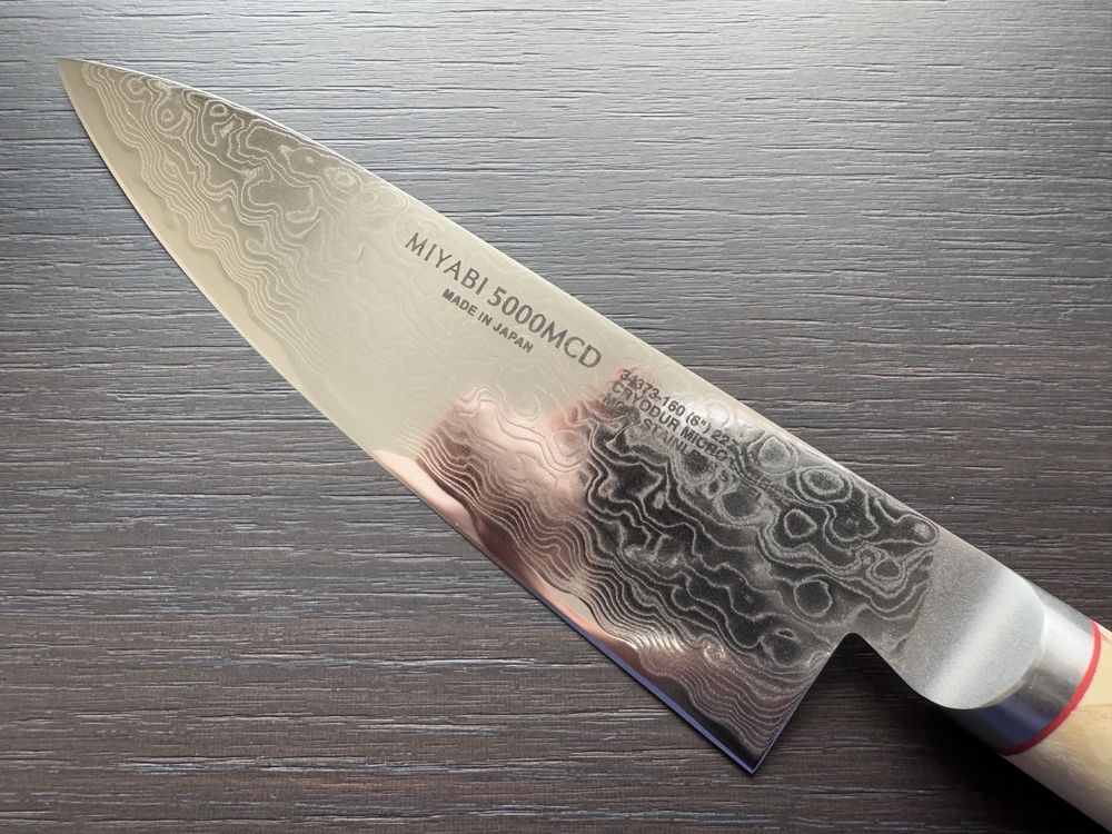 Японський професійний кухонний шеф-ніж Miyabi Birchwood SG2 5000MCD