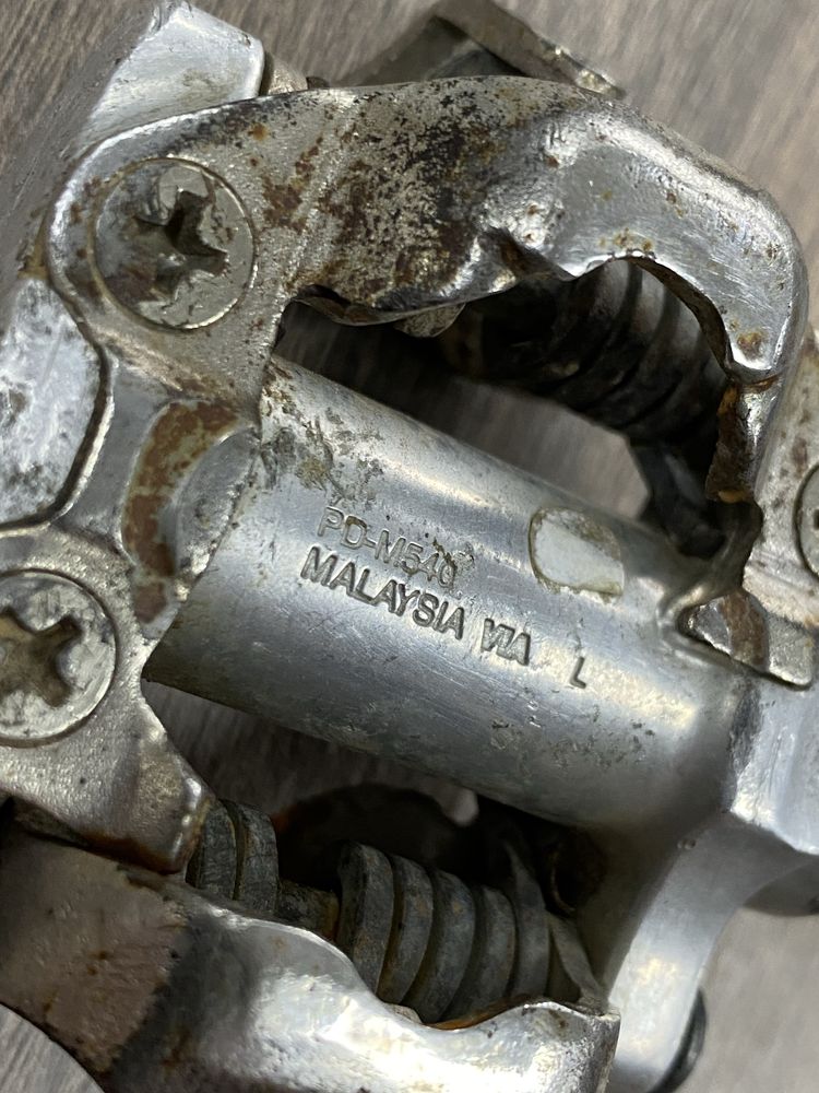 Pedały spd shimano PD-M540 uszkodzony lewy