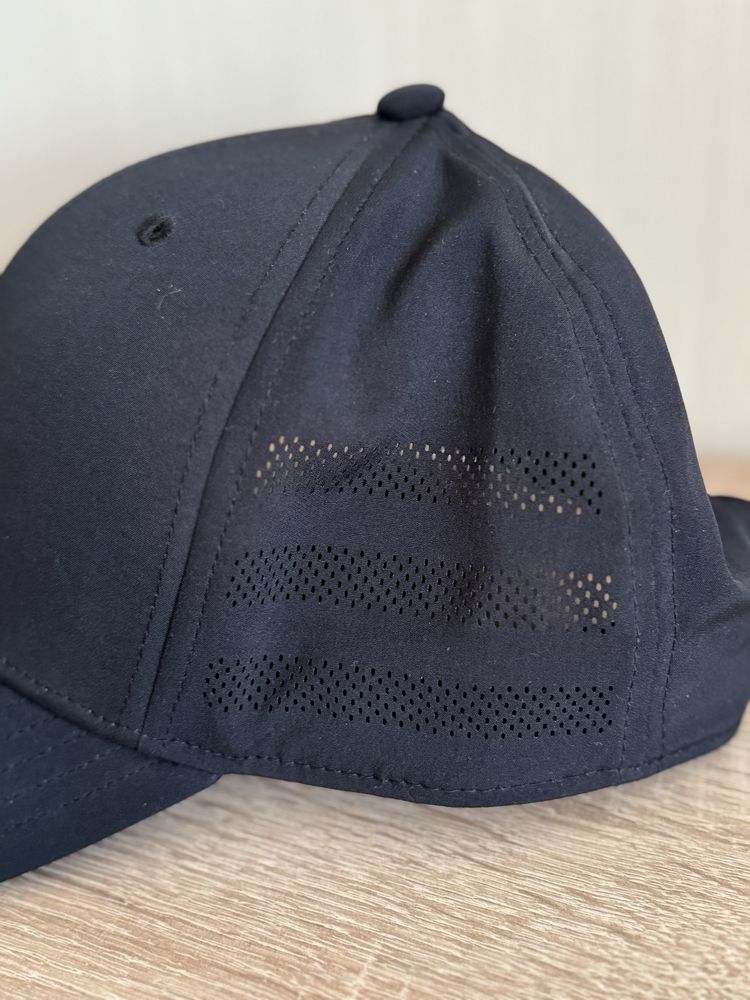 Нова оригінальна кепка Adidas