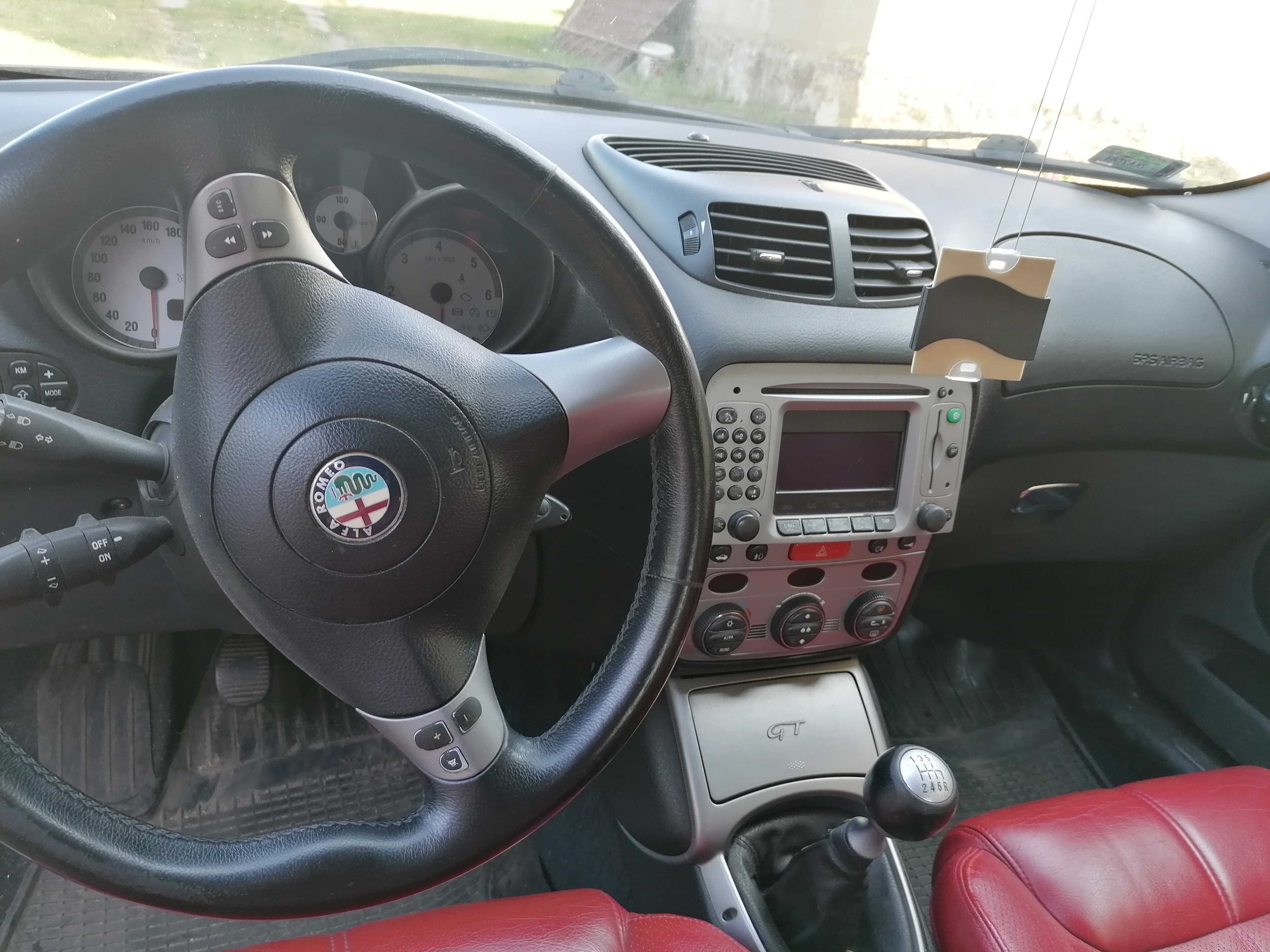 Alfa Romeo GT 1.9JTD