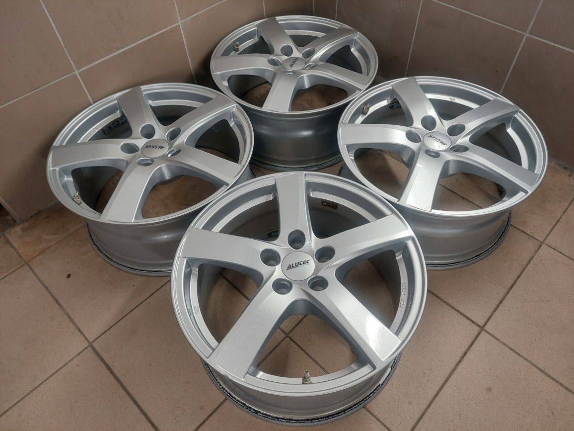 Комплект легкосплавних дисків Opel Insignia Zafira Опель R17 5×115