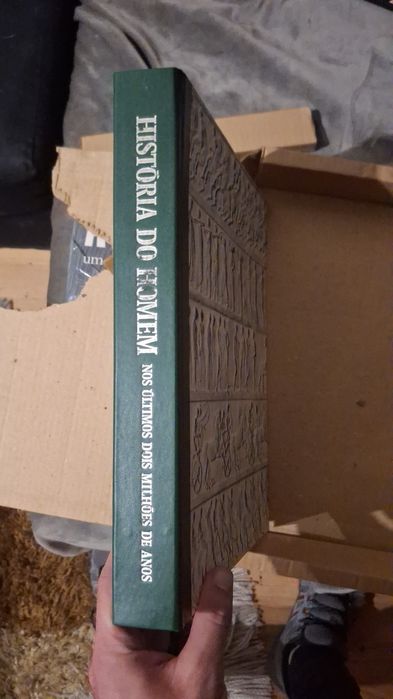 Livros em segunda mao