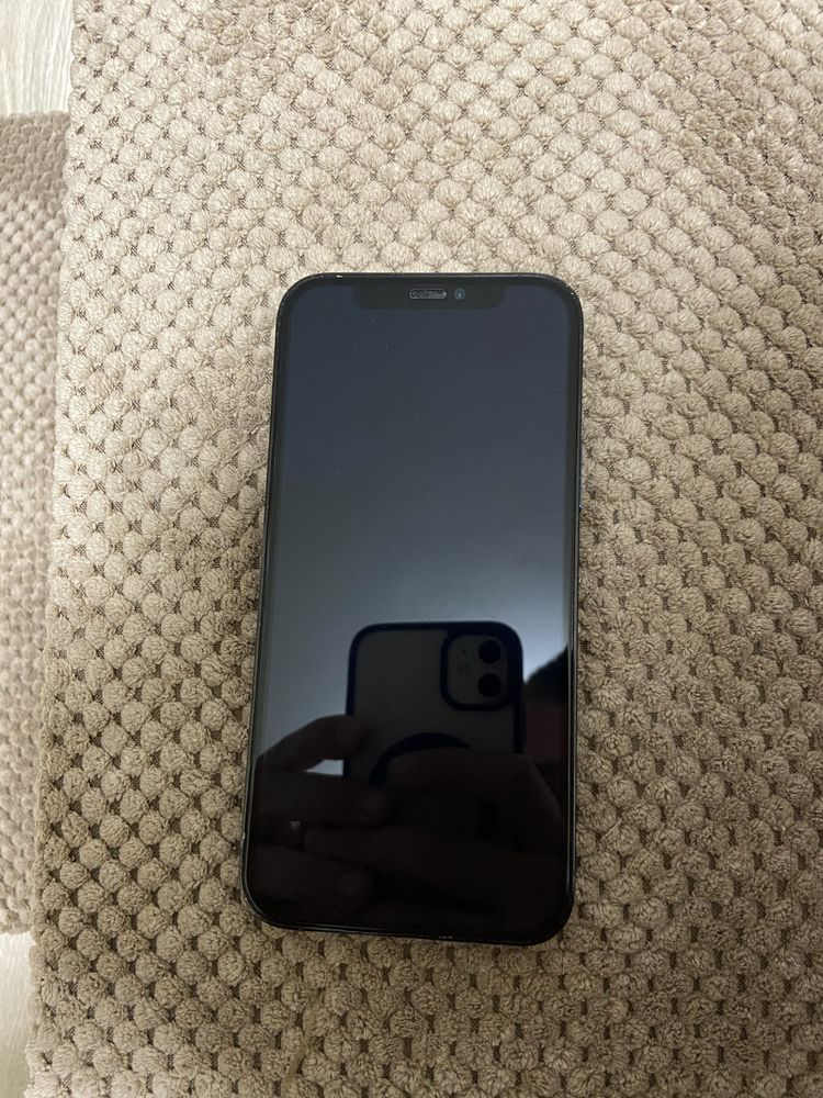 Продам iphone 12 pro 128 gb