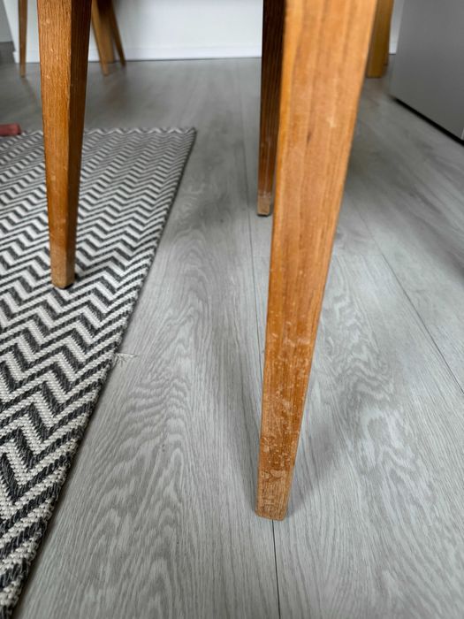 2 krzesła muszelka PRL po renowacji (do odświeżenia)