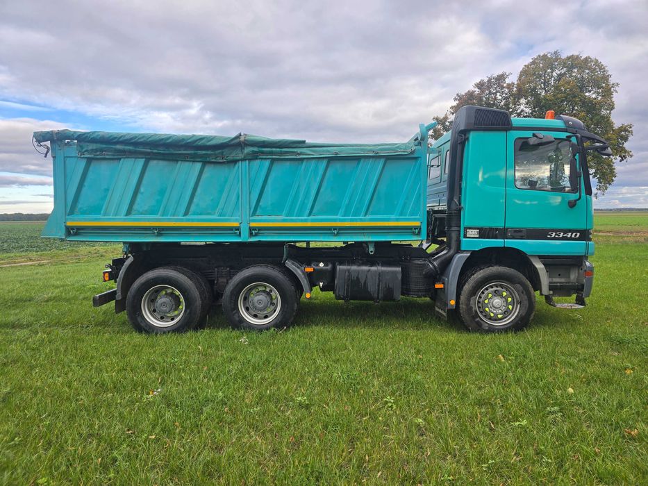 Mercedes Actros 3340