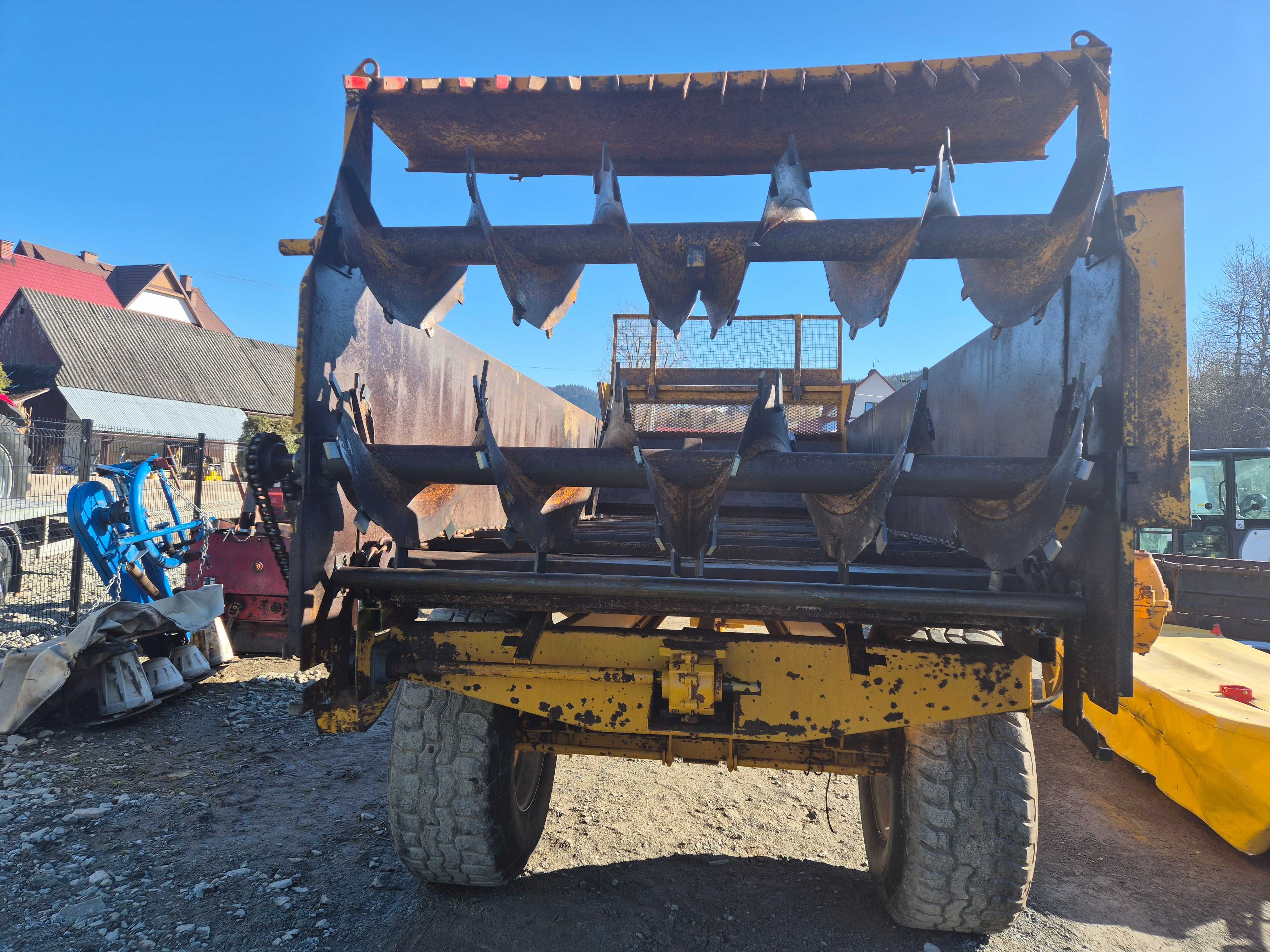 rozrzutnik MAITRE EMM 80 F hydrauliczny posów maitre 8ton rozrzutniki