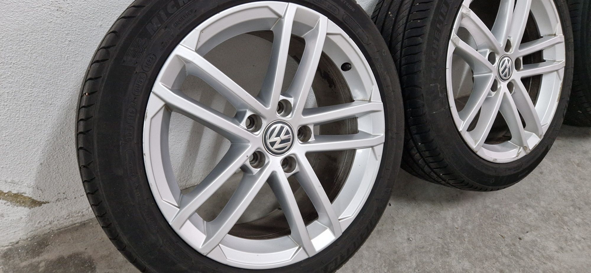 Jantes VW Golf 7 GTD com Pneus