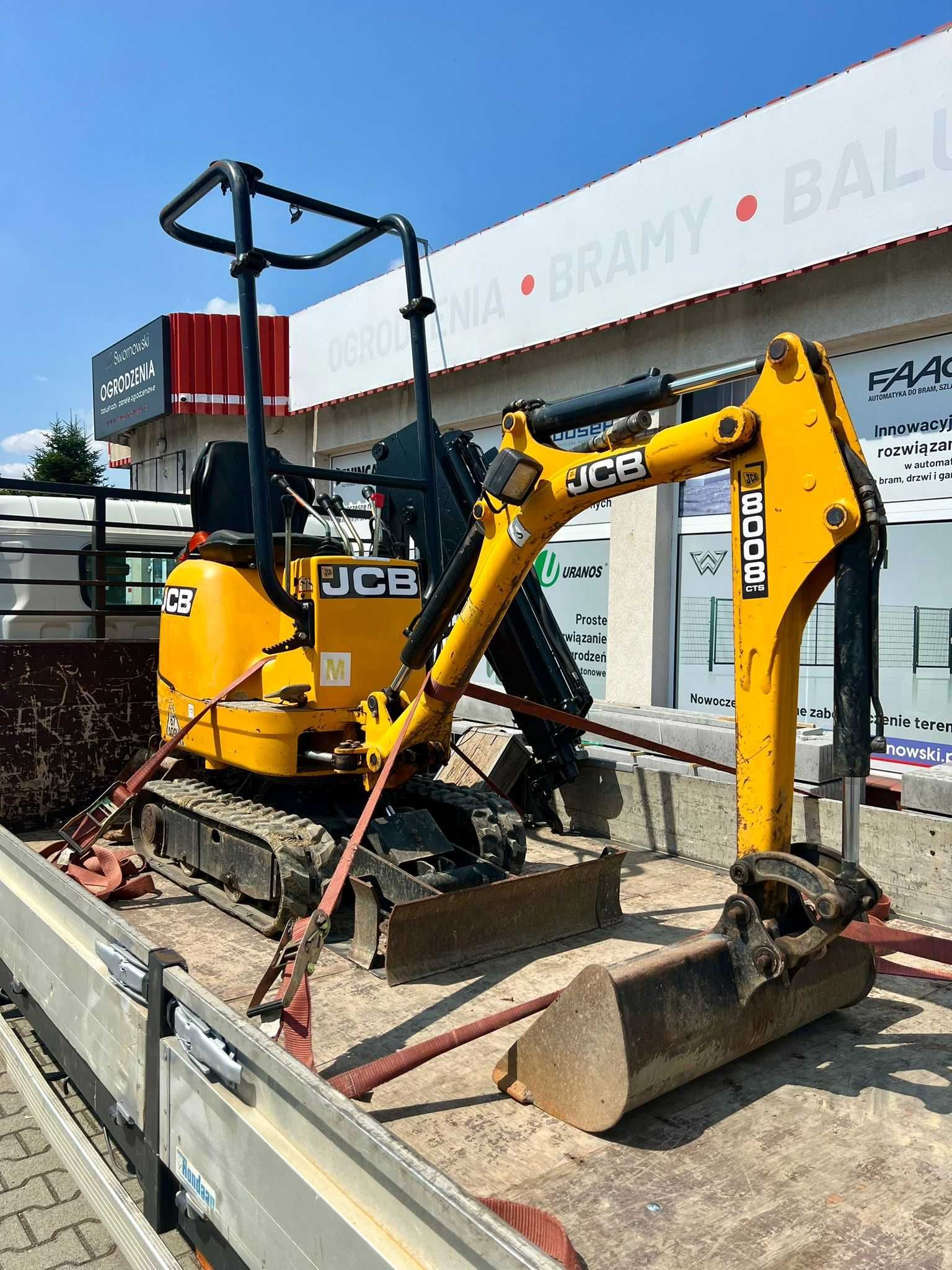 Minikoparka JCB 8008 WYNAJEM KOPARKI