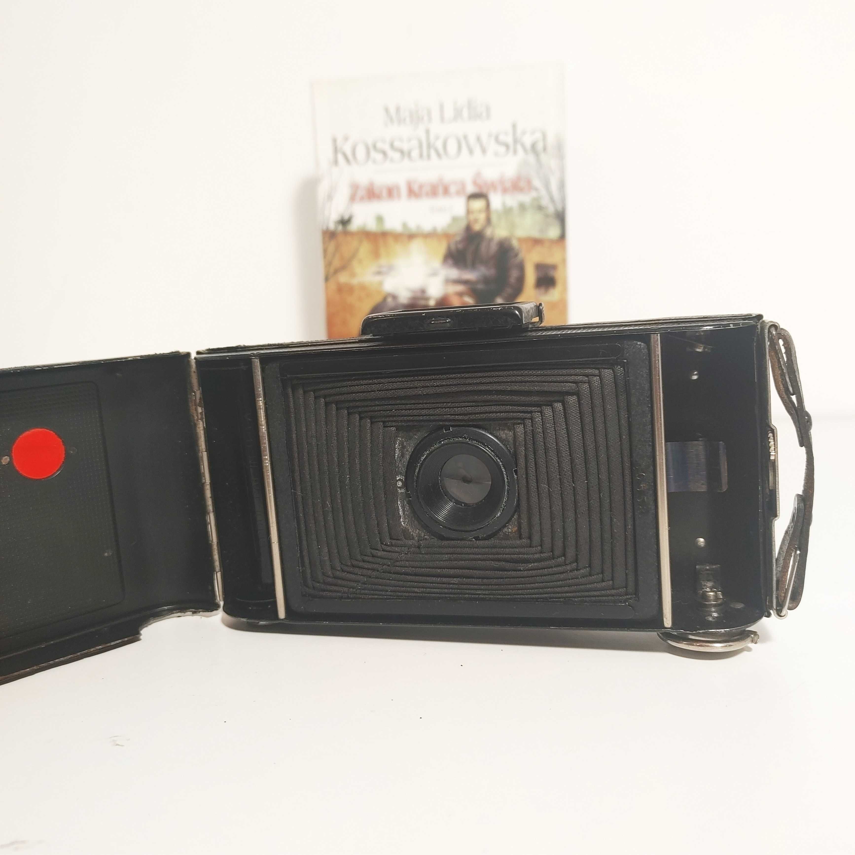 Mieszkowy - składany aparat fotograficzny KODAK Junior 620