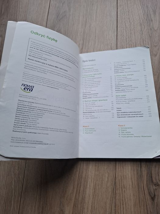 Odkryć fizykę klasa 1 podręcznik