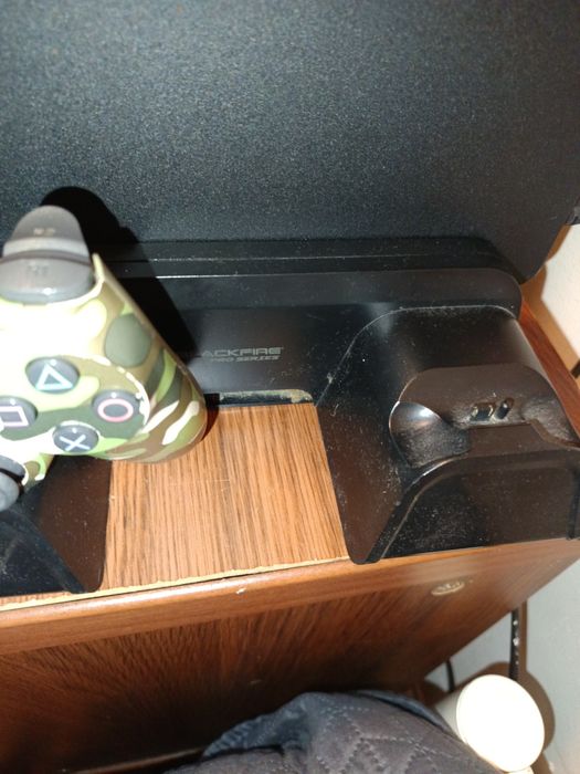 PlayStation 4 com jogos e extras