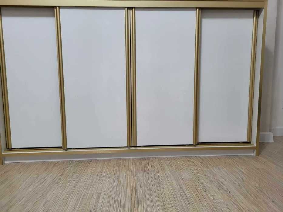 Szafy  pod wymiar, garderoby komody