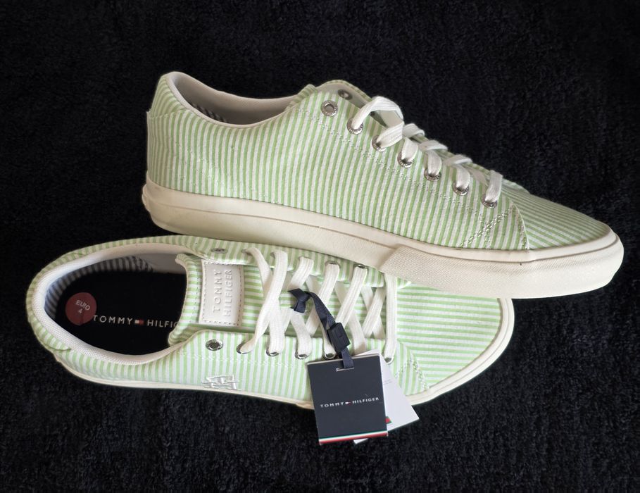 Tommy Hilfiger buty sportowe rozmiar 44