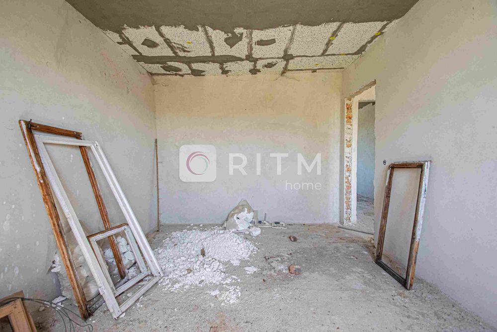 Будинок 200 м2  за вул. Топольна (м. Бережани)