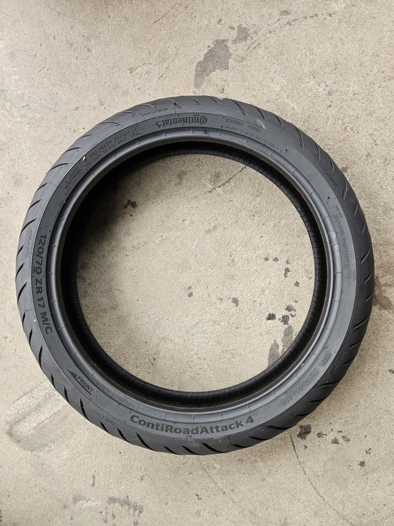 Continental ContiRoadAttack 120/70R17 Dot 0223 Nr 1294