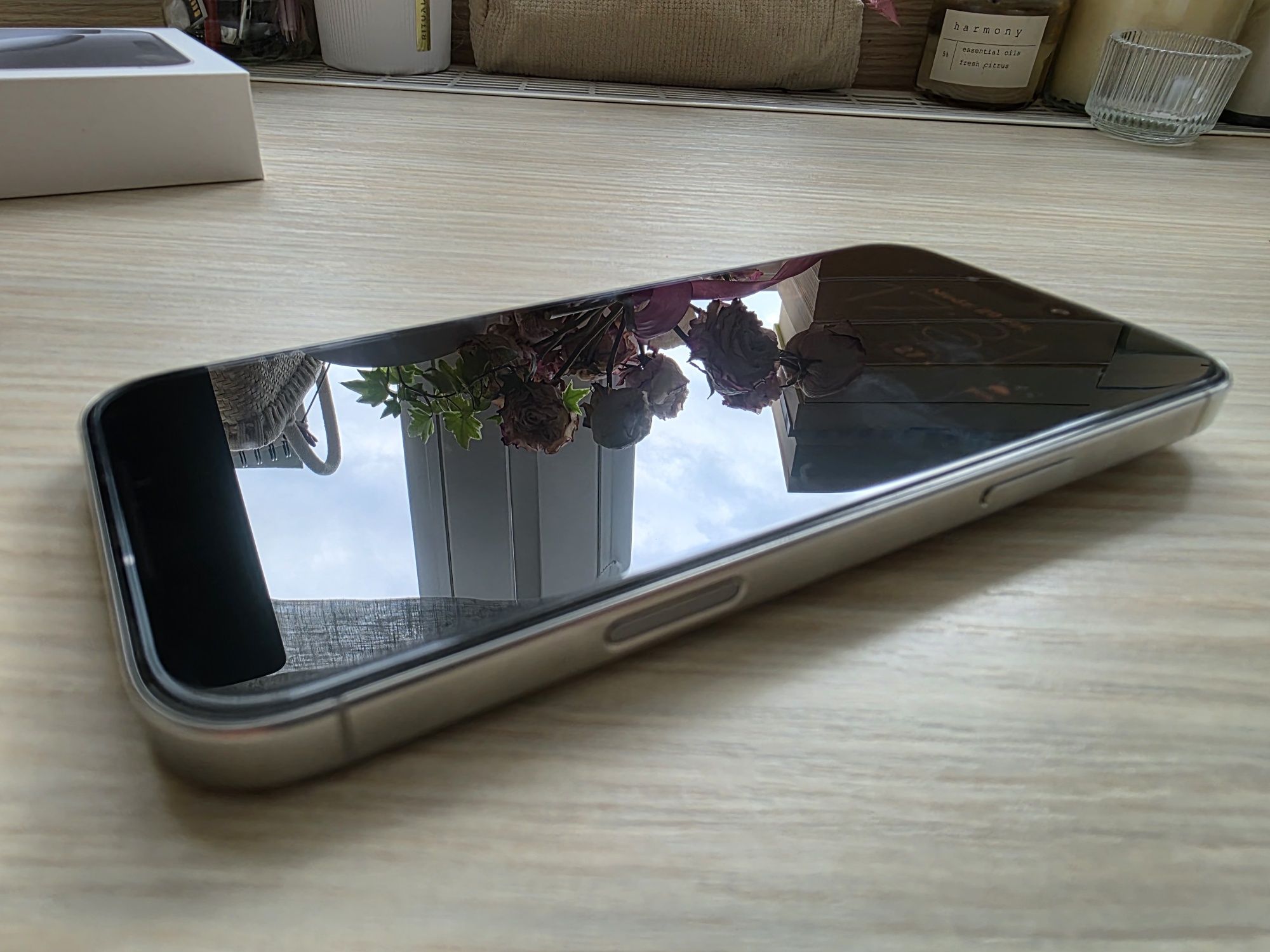 iPhone 16 Pro Max 512 GB na gwarancji Apple do 8.10.2025r.