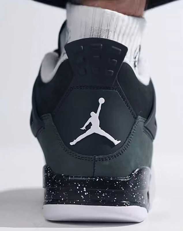 Jordan4Retro Fear R.37.5