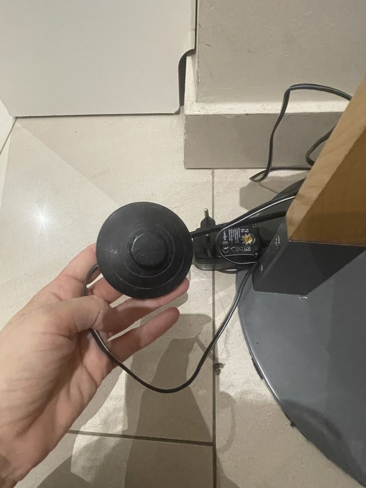 Lampa podłogowa LED IT BE naturalna