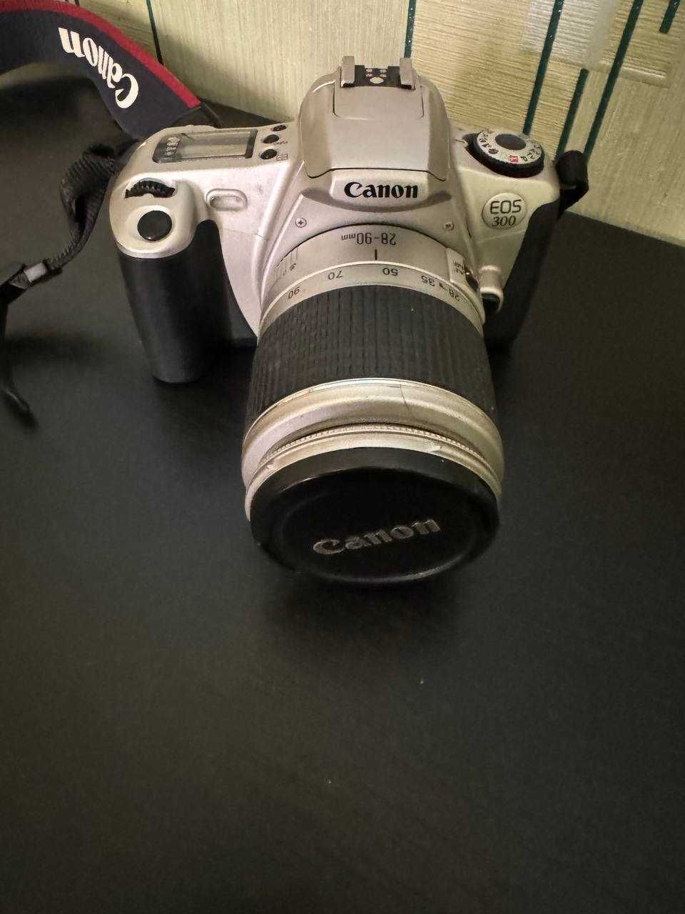 Продаю камеру Canon EOS 300