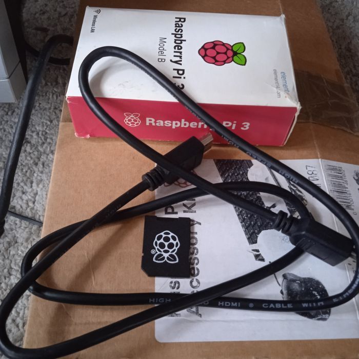 Zestaw Arcade Raspberry Pi + 64GB Pad