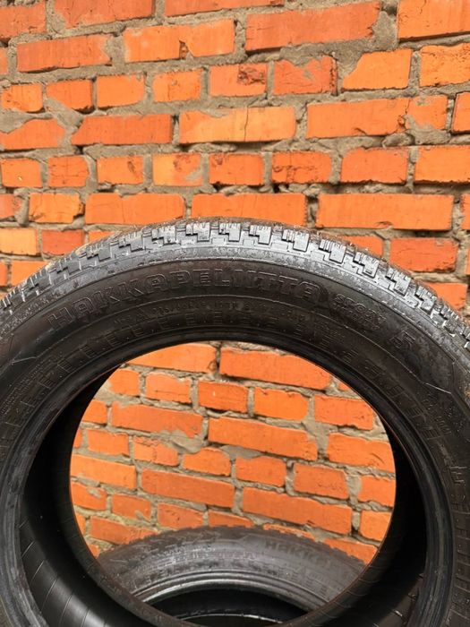 Nokian Hakkapeliitta 5 235/60 R18