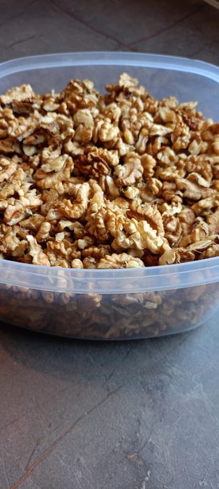 Orzechy łuskane 35 zł/kg