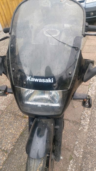 Kawasaki EX 500 A 1992 – na części / dawca – silnik popsuty
Sprzedam m