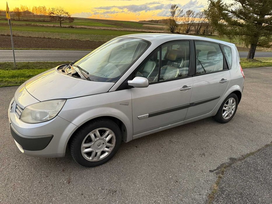 Renault Scenic II benzyna 1.6 2005r