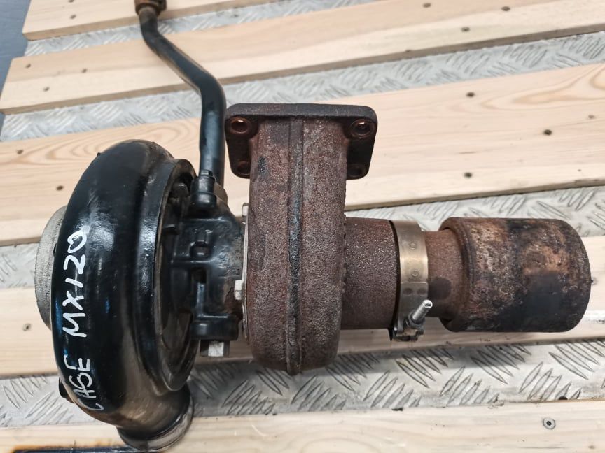 Case MX 130 {Turbo silnika  Holset HX35}