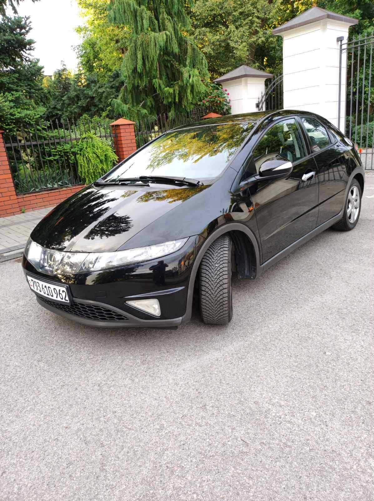 Honda Civic VIII UFO 1.4 83 KM Oszczędny, zadbany, gotowy do jazdy!