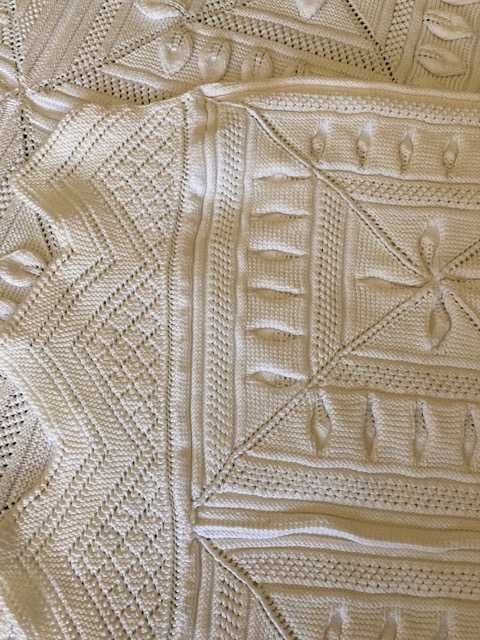 Colcha em crochet/renda feita à mão