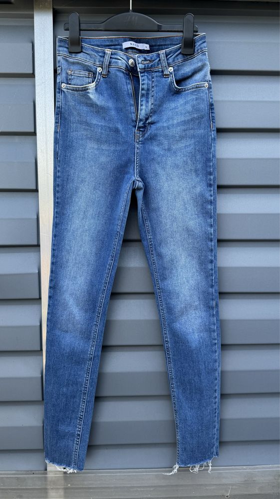 Spodnie jeansowe NA-KD 36