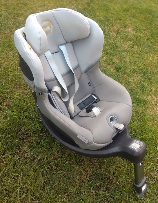 Cybex Sirona S i-Size, fotelik obrotowy 360° z bazą ISOFIX