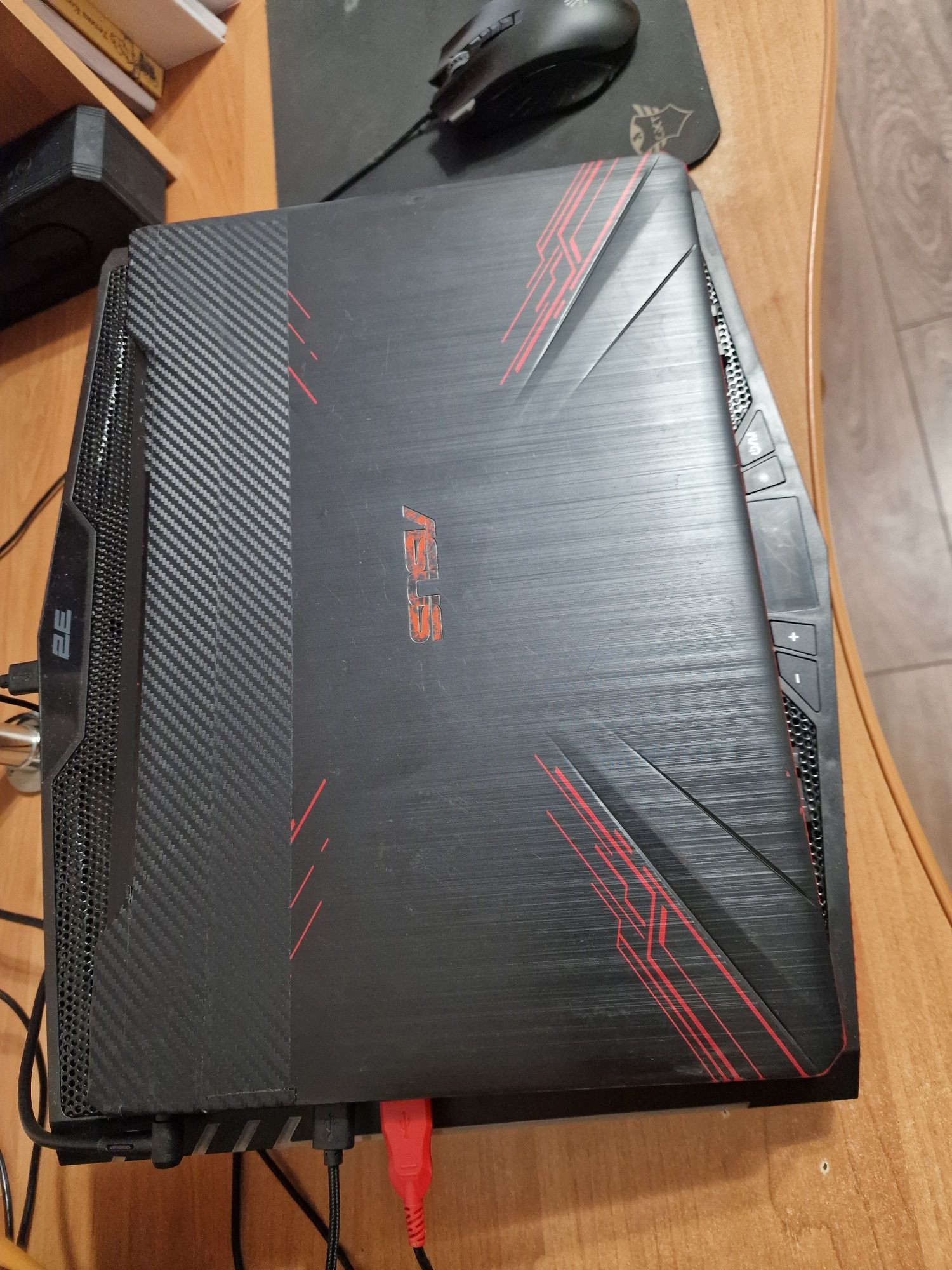 Продам ноут Asus FX504, I7 8750H, 16GB DDR4, GTX1050 4GB. M.2 128 +500