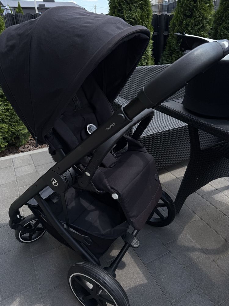 Cybex balios S колір Black Комплект 3в1