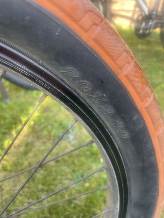 Bmx Mafiabikes Kush2+ 20 orange splat siodełko zamszowe