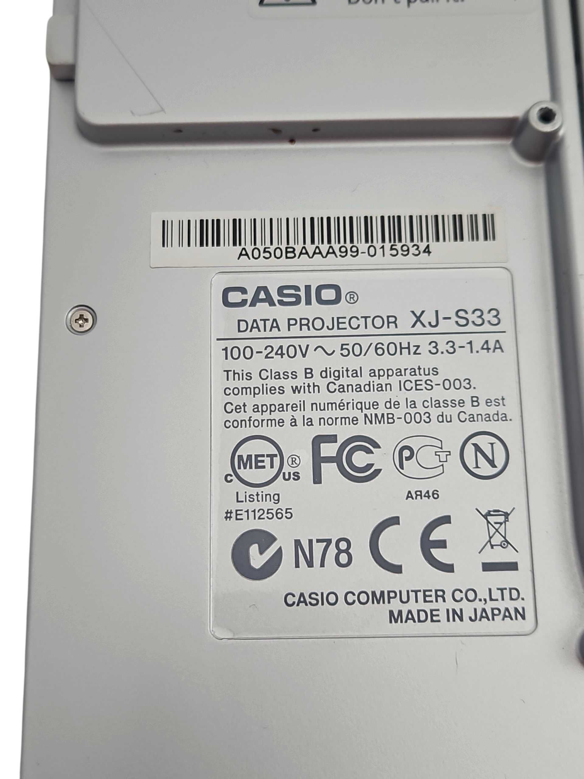 Projektor CASIO XJ S -33