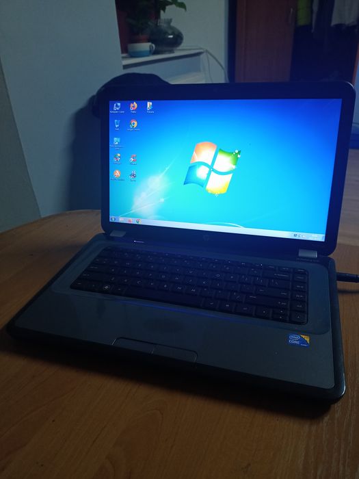 Laptop HP i3 pavilion g6