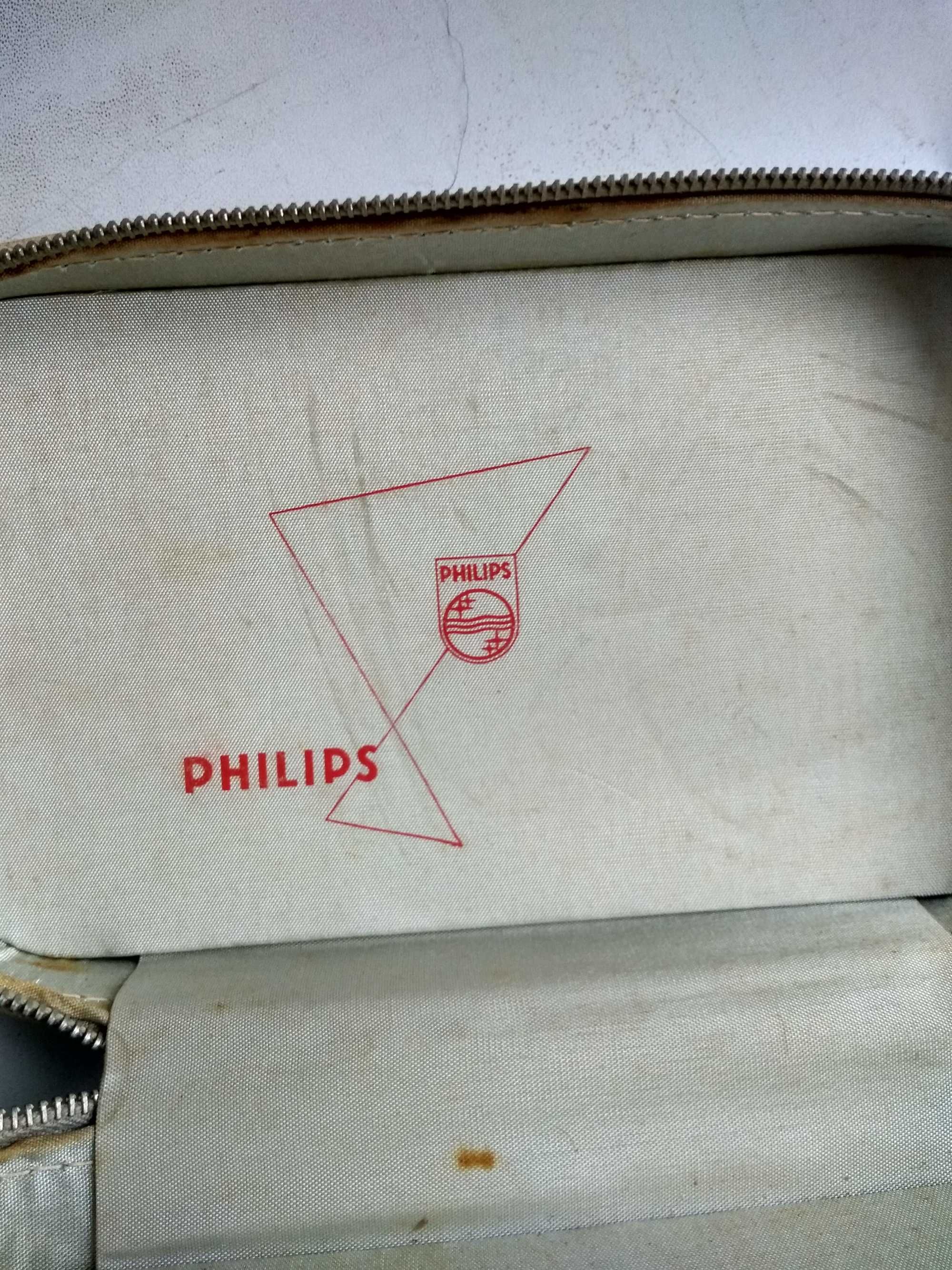 Винтажная электро бритва Philishave (Phillips) в комплекте с боксом.
