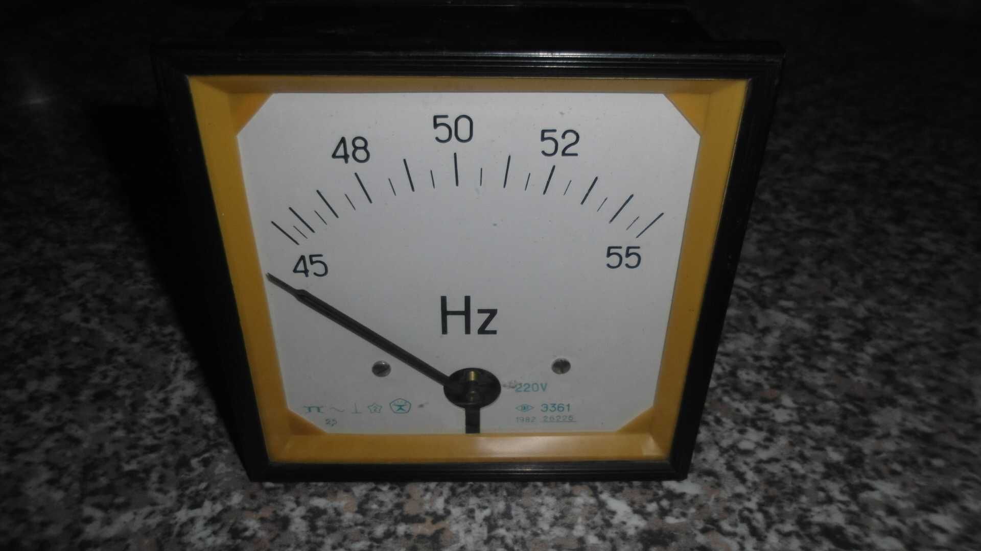 Частотомер Э361  220 вольт