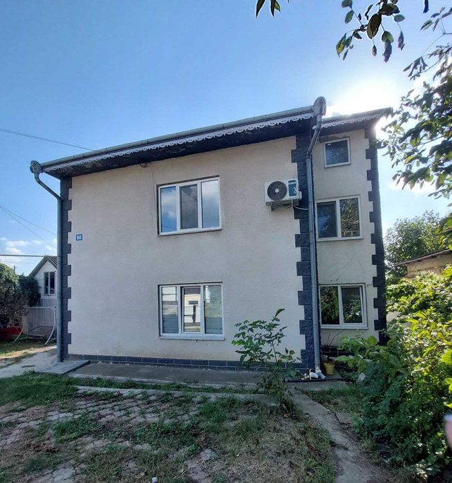 Продам 2-пов. житловий будинок по Александрі Васіле (Садгора)