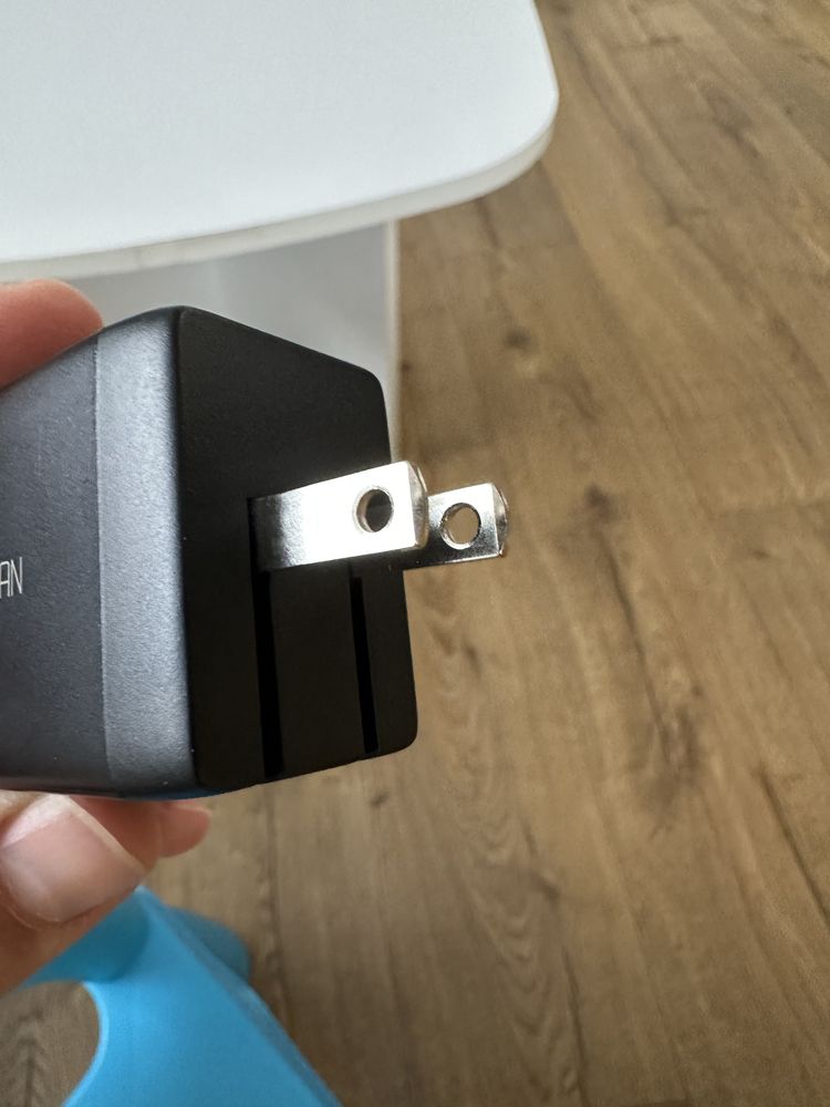 Ładowarka 67W 2x typ C i Usb A