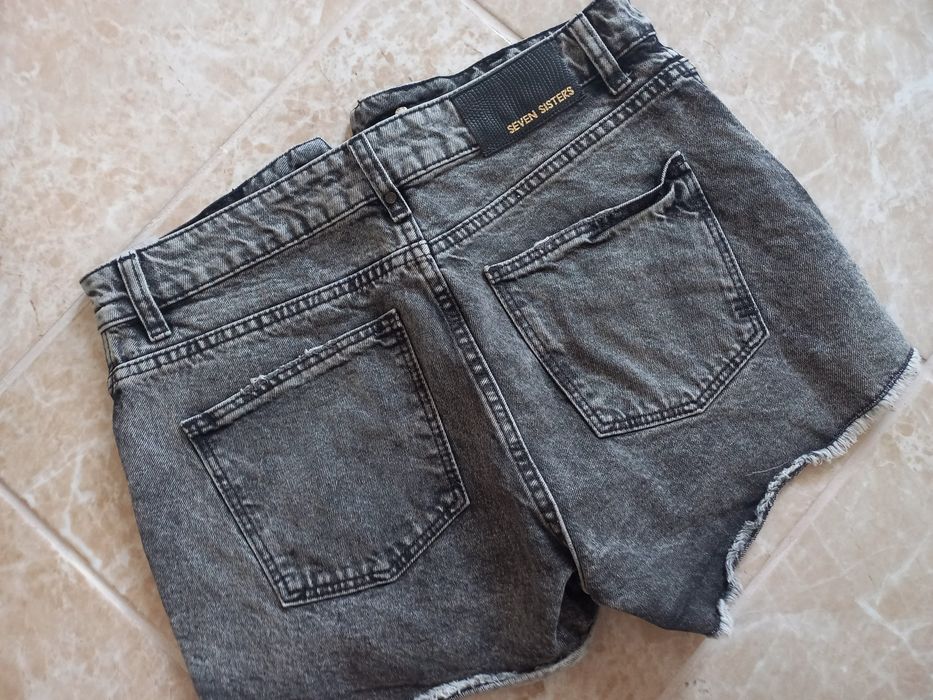 Джинсові шорти жіночі