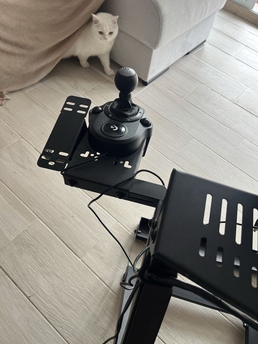 Volante gamer Logitech G29 ps4 pc + Suporte