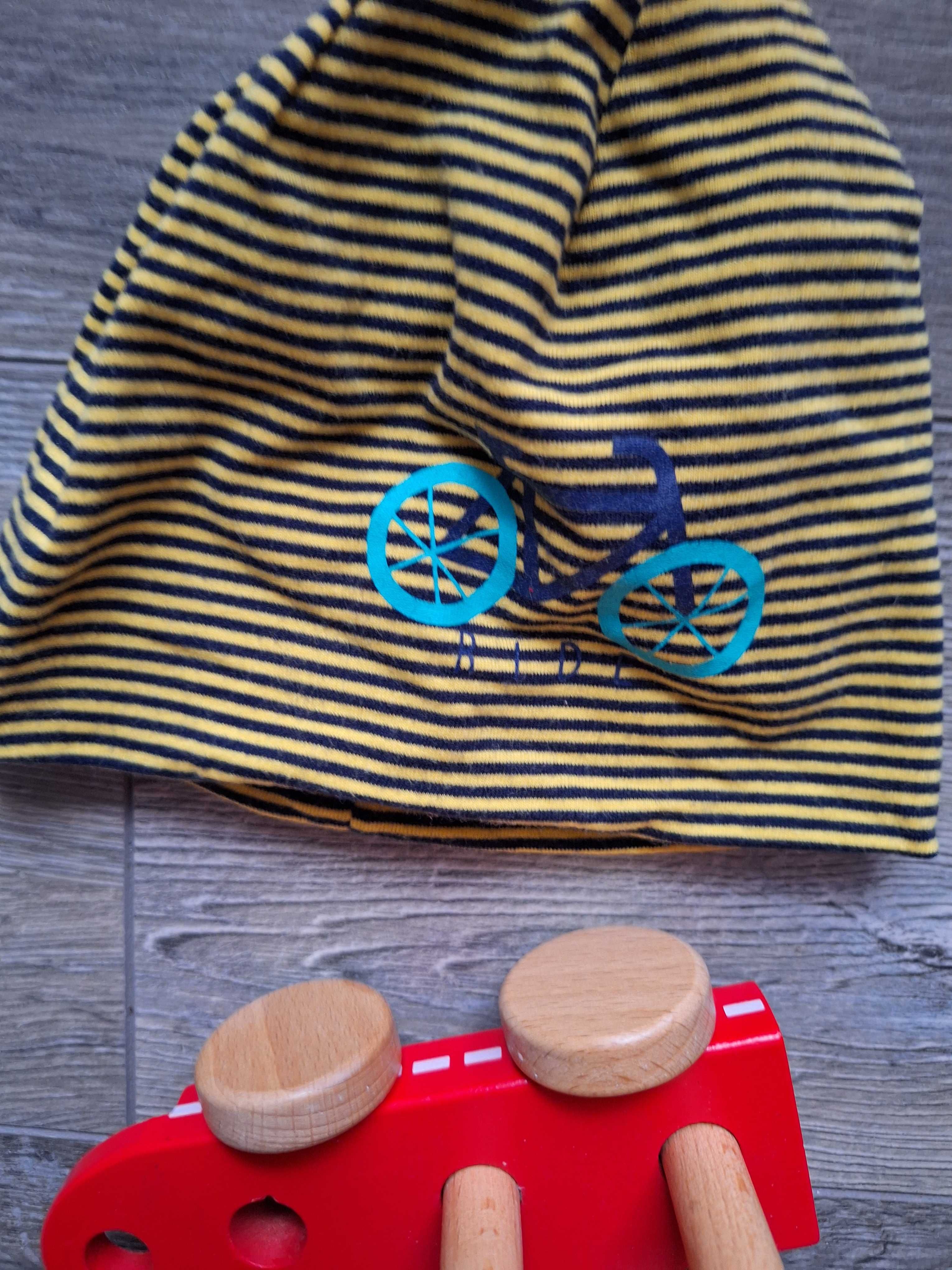 czapka w paski- dzieci- H&M- z rowerem- like new-  żółta -wiosna 25r.
