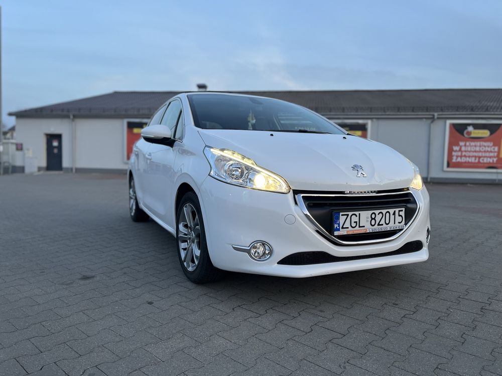 Peugeot 208 Allure